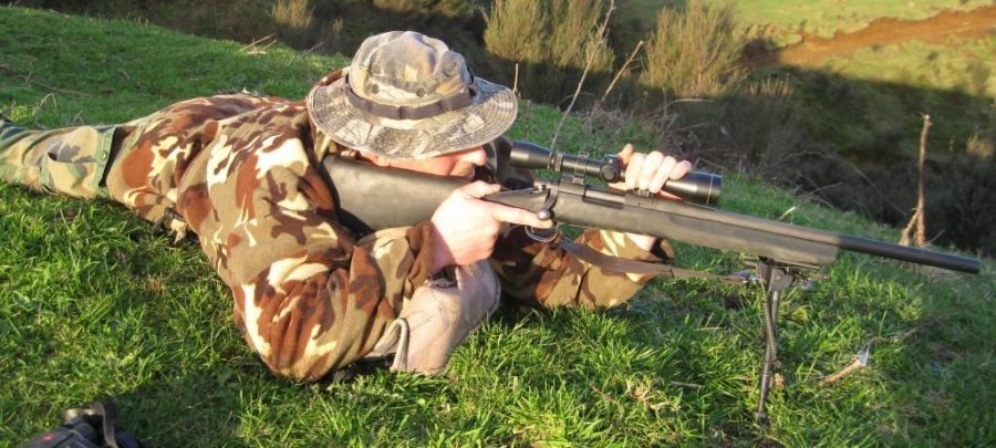 over_hand_bipod_3.jpg